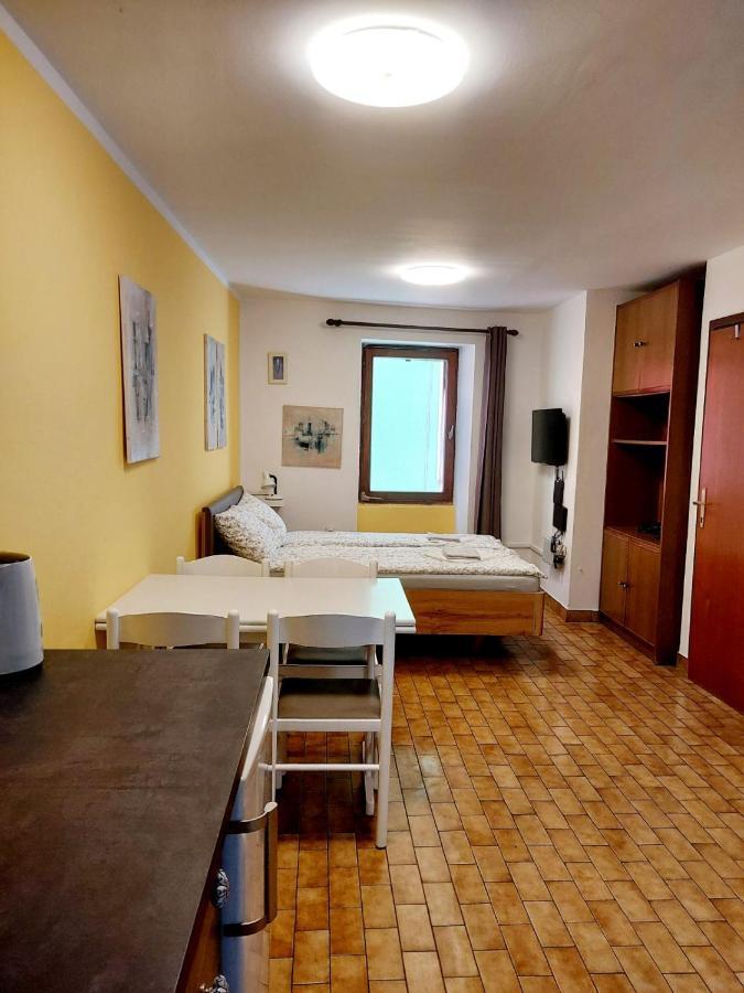 Terra Apartments Пиран Екстериор снимка